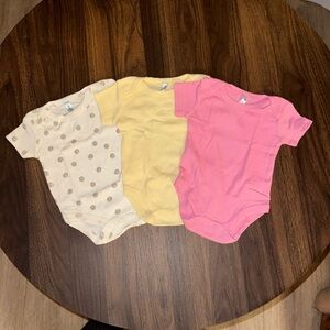 BUNDLE! 3 pack baby girl onesies